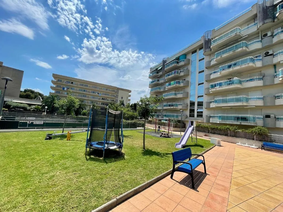 For A Stay Larimar Salou 0*,  Spanje